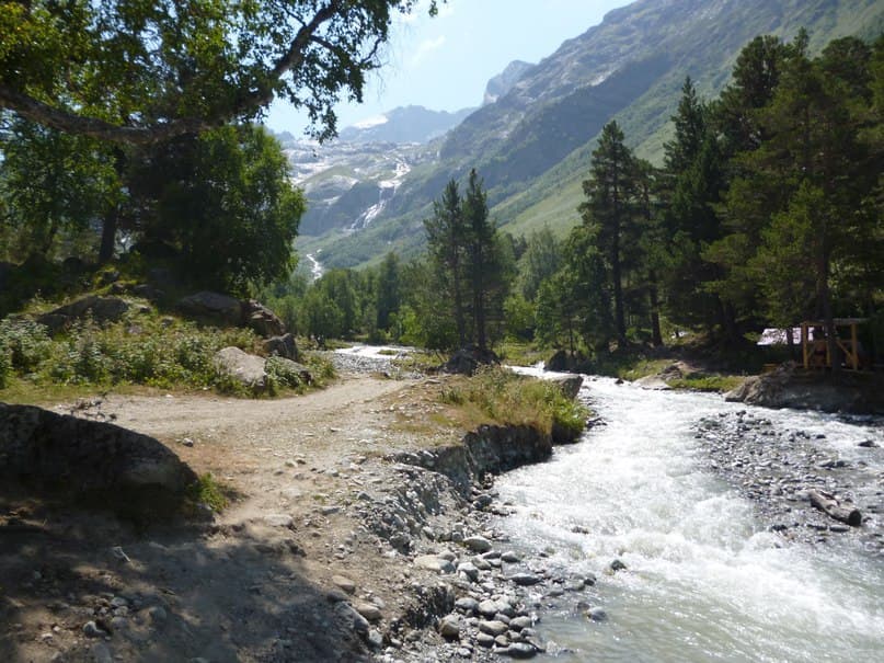 Поляна Таулу Софийские водопады